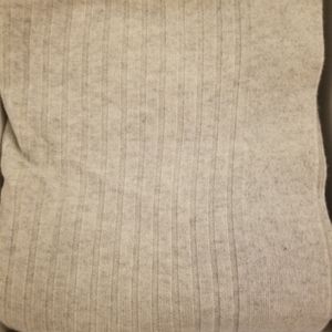 White company 100% cashmere throw